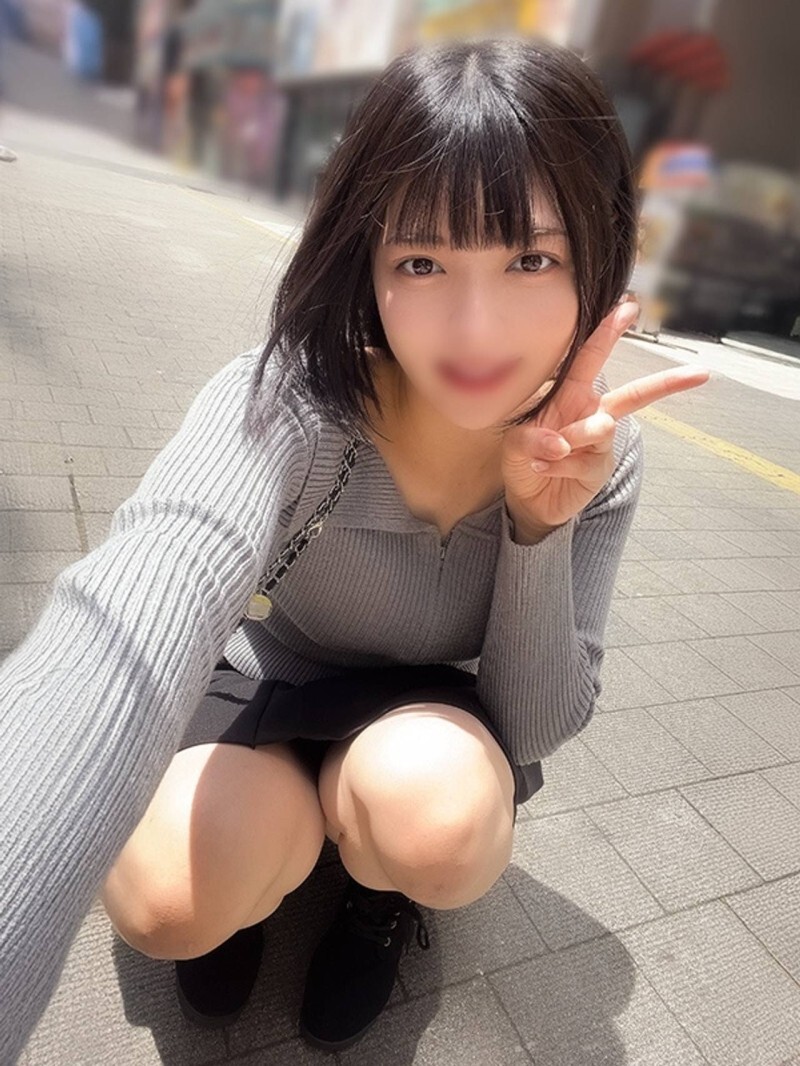 FC2-PPV-4832512 ※First time only 923pt※【Shinjuku Kosatsu】Gap Moe! Innocent but "perverted masochist" licking cute ** university student, 20 