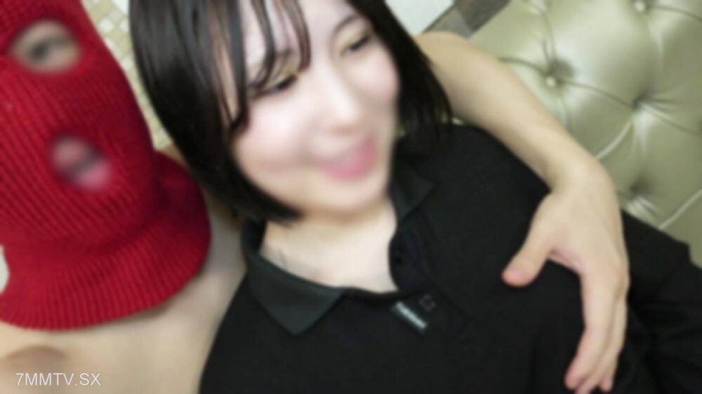 FC2-PPV-4742946 Cool and refreshing, with an ideal horizontal glow, fair skin, healthy, and beautiful naked body. A can of honey permeates through swe